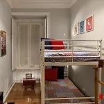 דירה Safe House