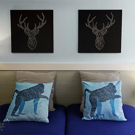 Apartment Safe House *